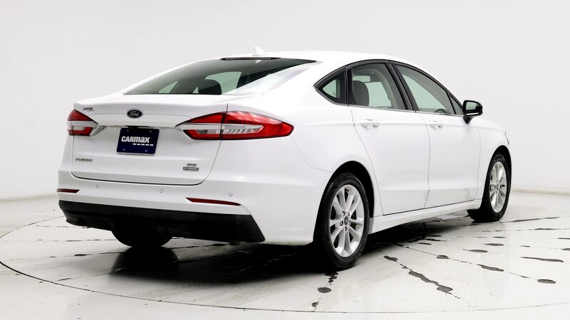 2020 Ford Fusion SE 8
