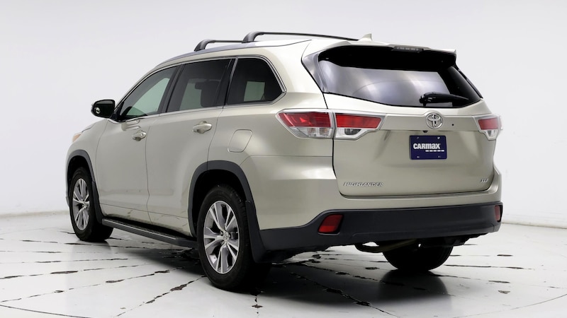 2015 Toyota Highlander XLE 2