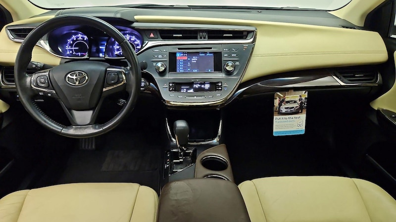 2013 Toyota Avalon XLE 9