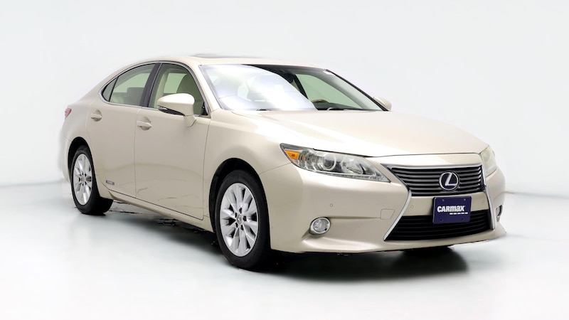 2013 Lexus ES Hybrid 300h Hero Image