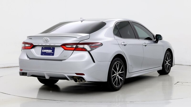 2021 Toyota Camry SE 8