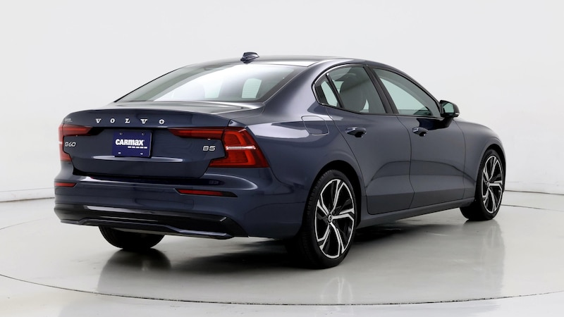 2024 Volvo S60 B5 Core 8