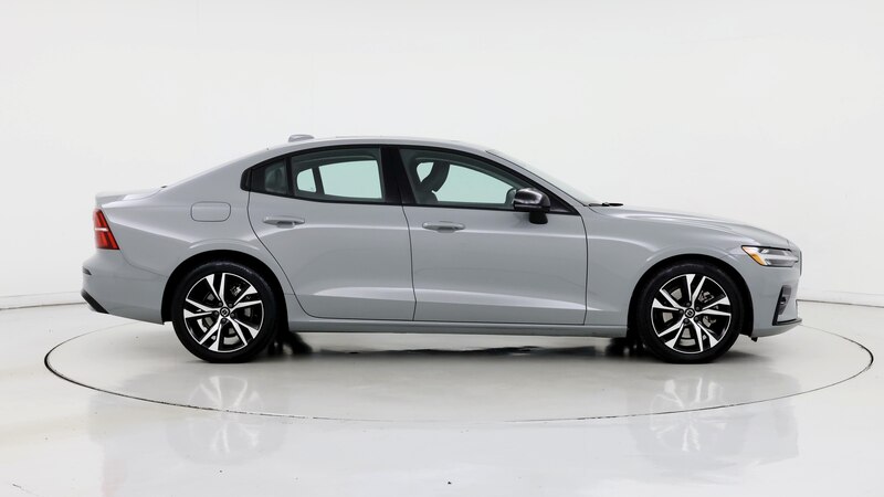 2024 Volvo S60 B5 Plus 7