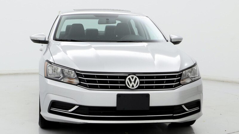 2017 Volkswagen Passat SE 5