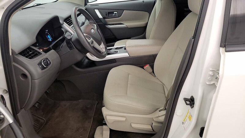 2013 Ford Edge SE 11