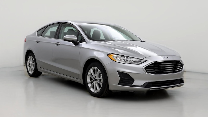 2020 Ford Fusion SE Hero Image