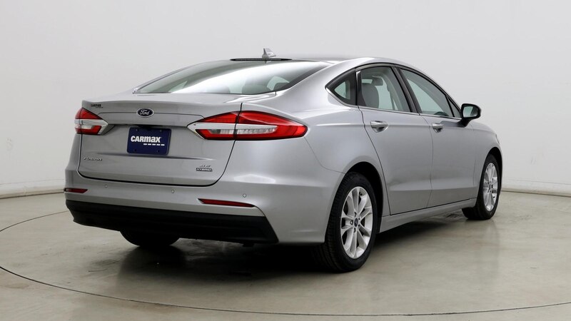 2020 Ford Fusion SE 8