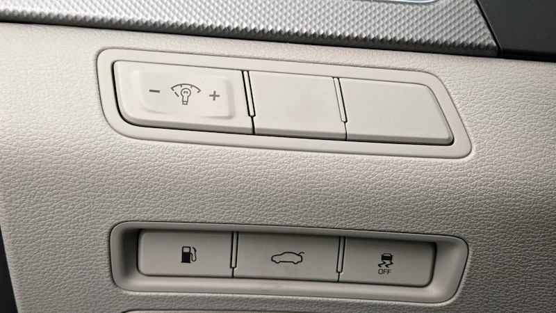 2016 Hyundai Sonata SE 13