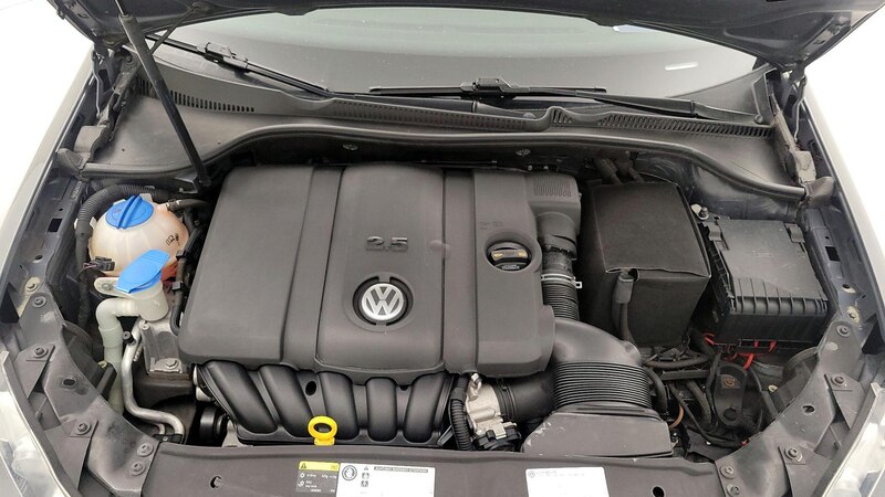 2014 Volkswagen Golf  17