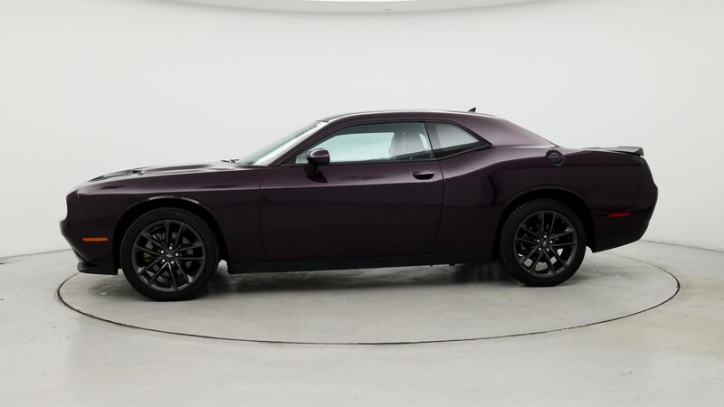 2022 Dodge Challenger SXT 3