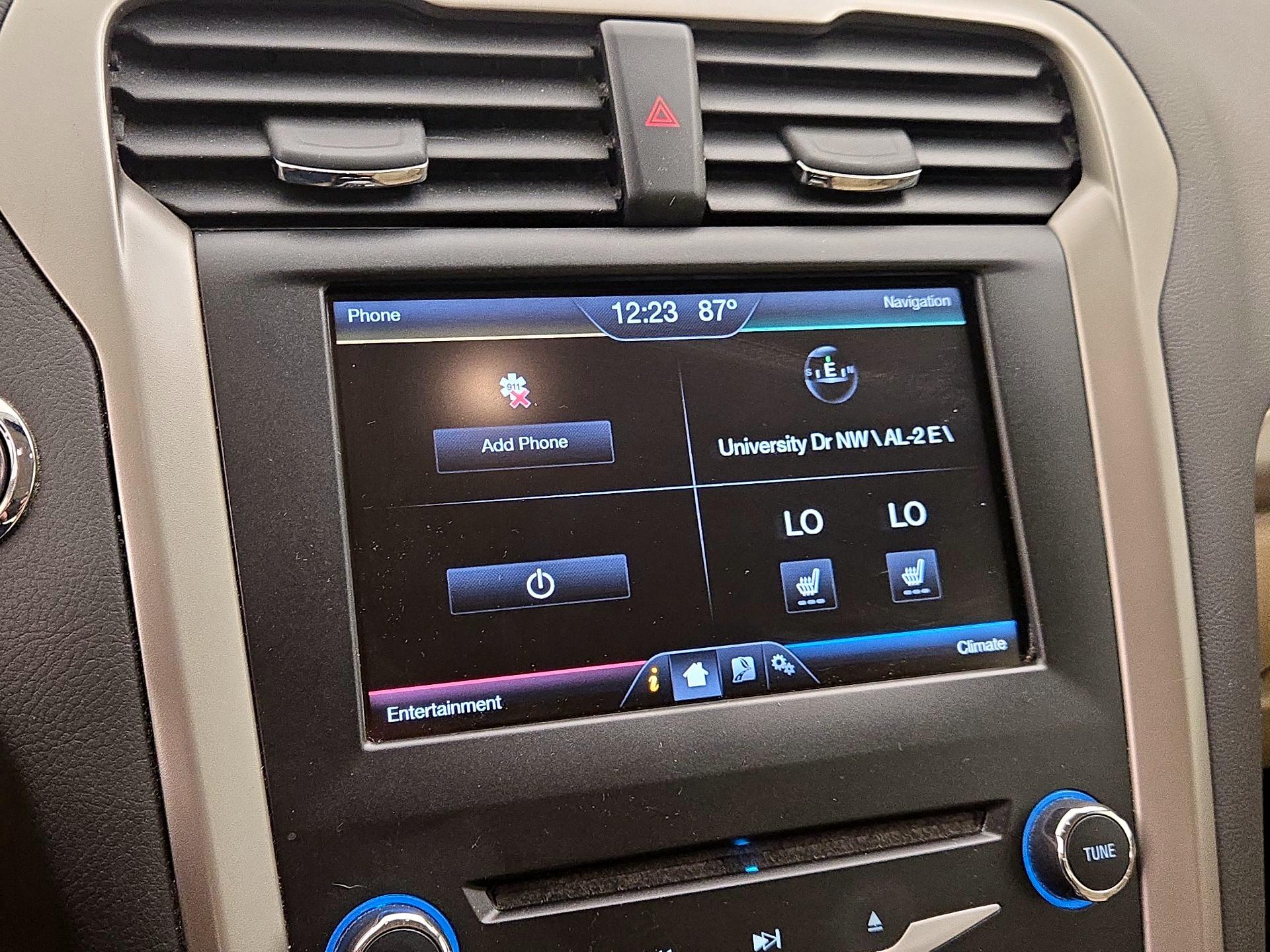 Thumbnail: 2014 Ford Fusion - 16