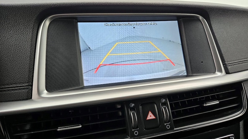 2020 Kia Optima LX 14
