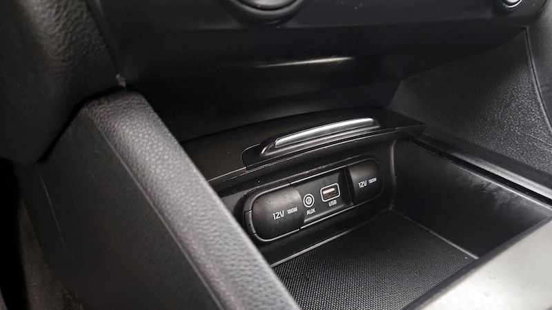 2020 Kia Optima LX 18