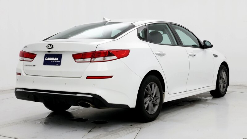 2020 Kia Optima LX 8