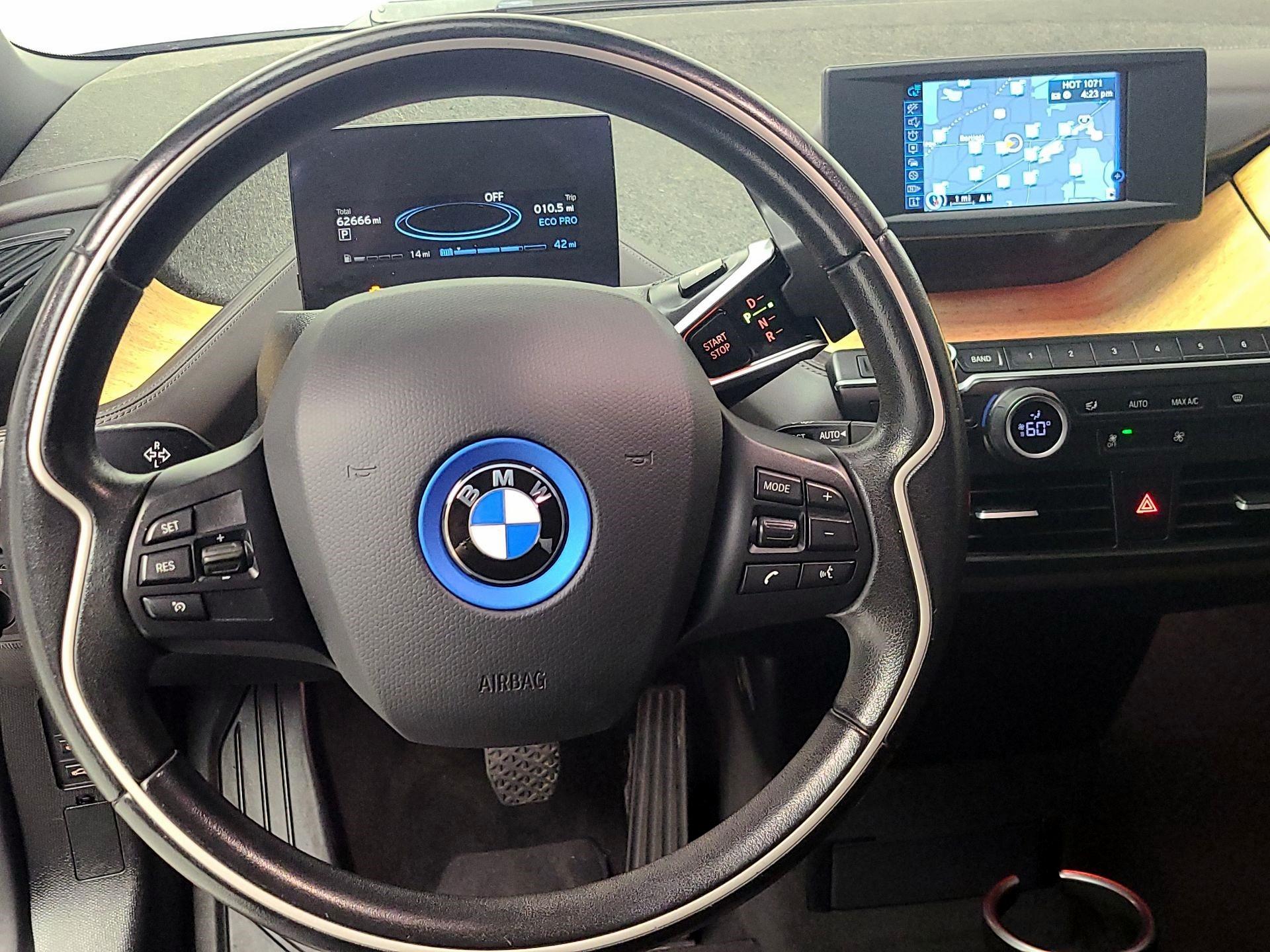 Thumbnail: 2016 BMW i3 - 10