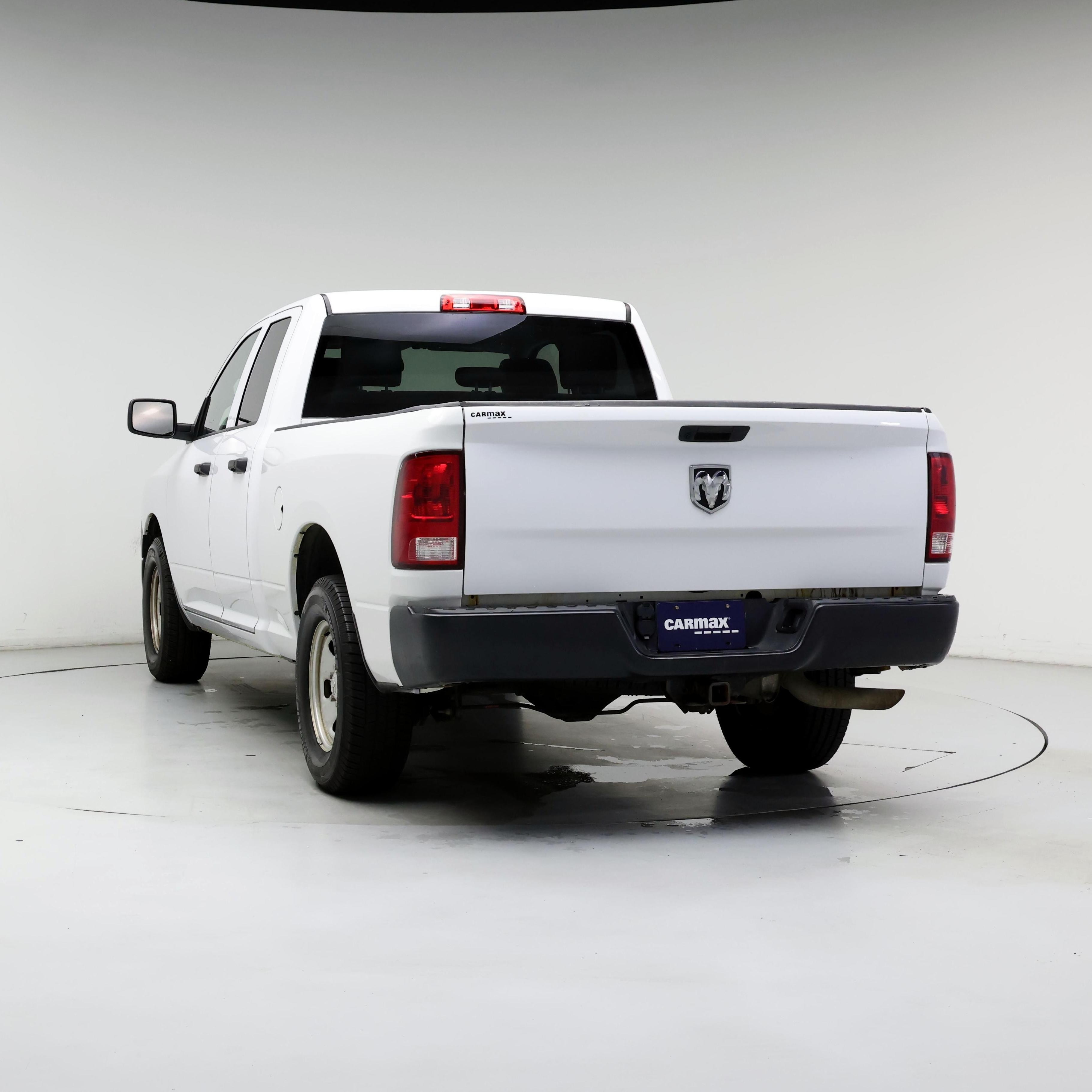 Thumbnail: 2019 RAM 1500 Classic - 6