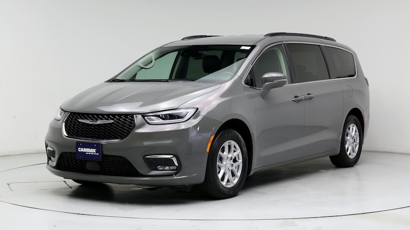 2022 Chrysler Pacifica Touring L 4