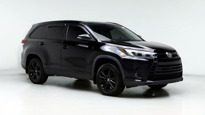 2019 Toyota Highlander SE Hero Image