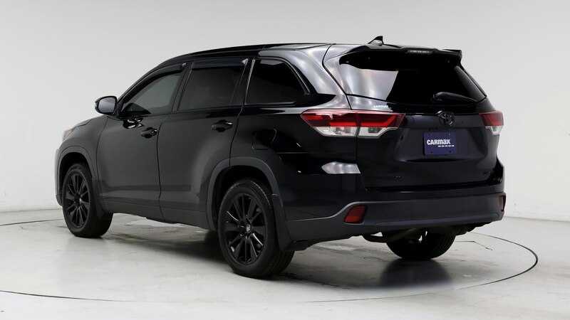 2019 Toyota Highlander SE 2