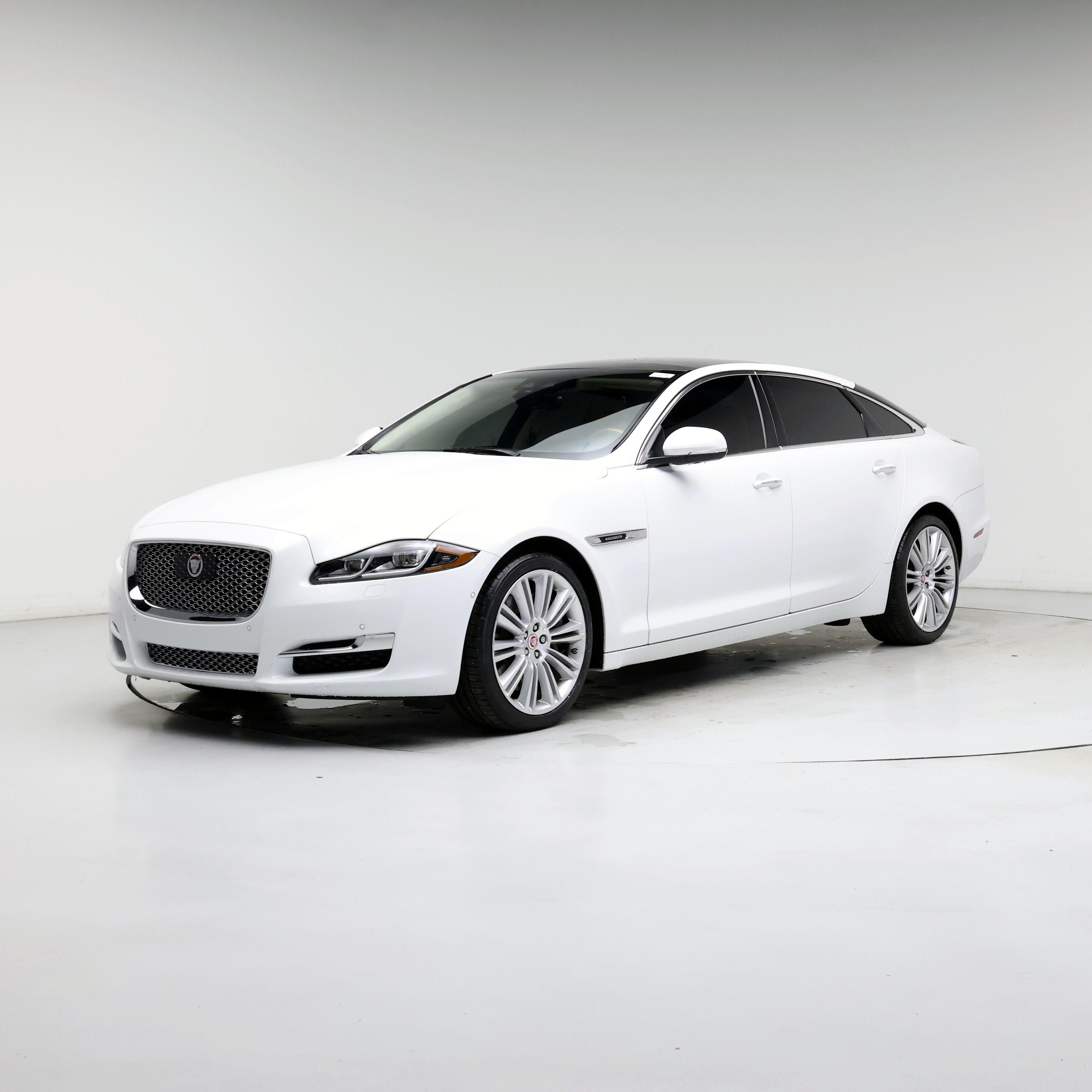 Thumbnail: 2018 Jaguar XJ - 4