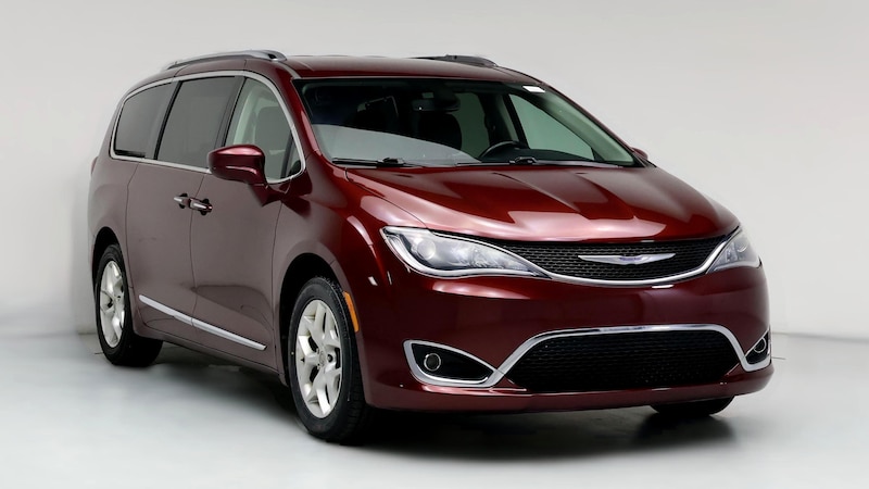 2020 Chrysler Pacifica Touring L Hero Image