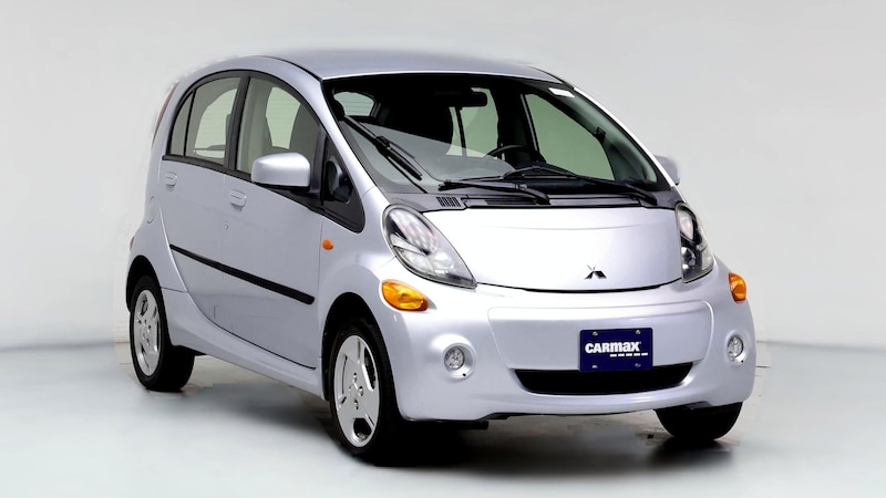 2016 Mitsubishi i-MiEV ES Hero Image