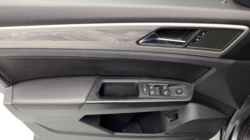 2020 Volkswagen Atlas SE 12