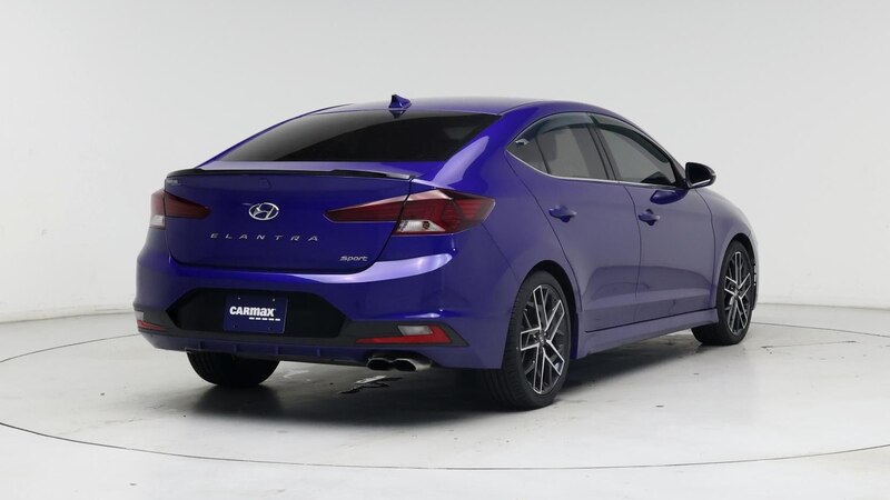 2020 Hyundai Elantra Sport 8