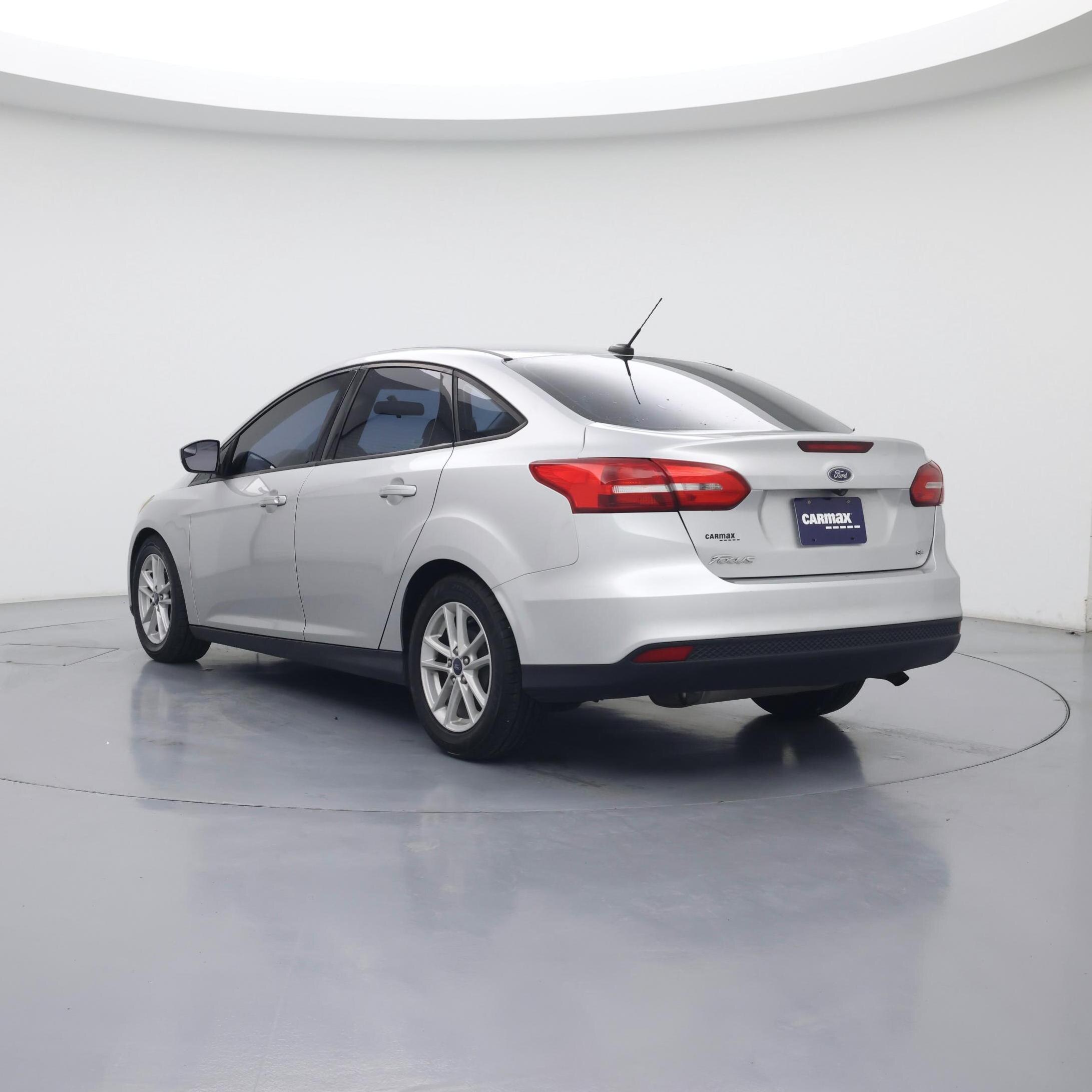 Thumbnail: 2018 Ford Focus - 2