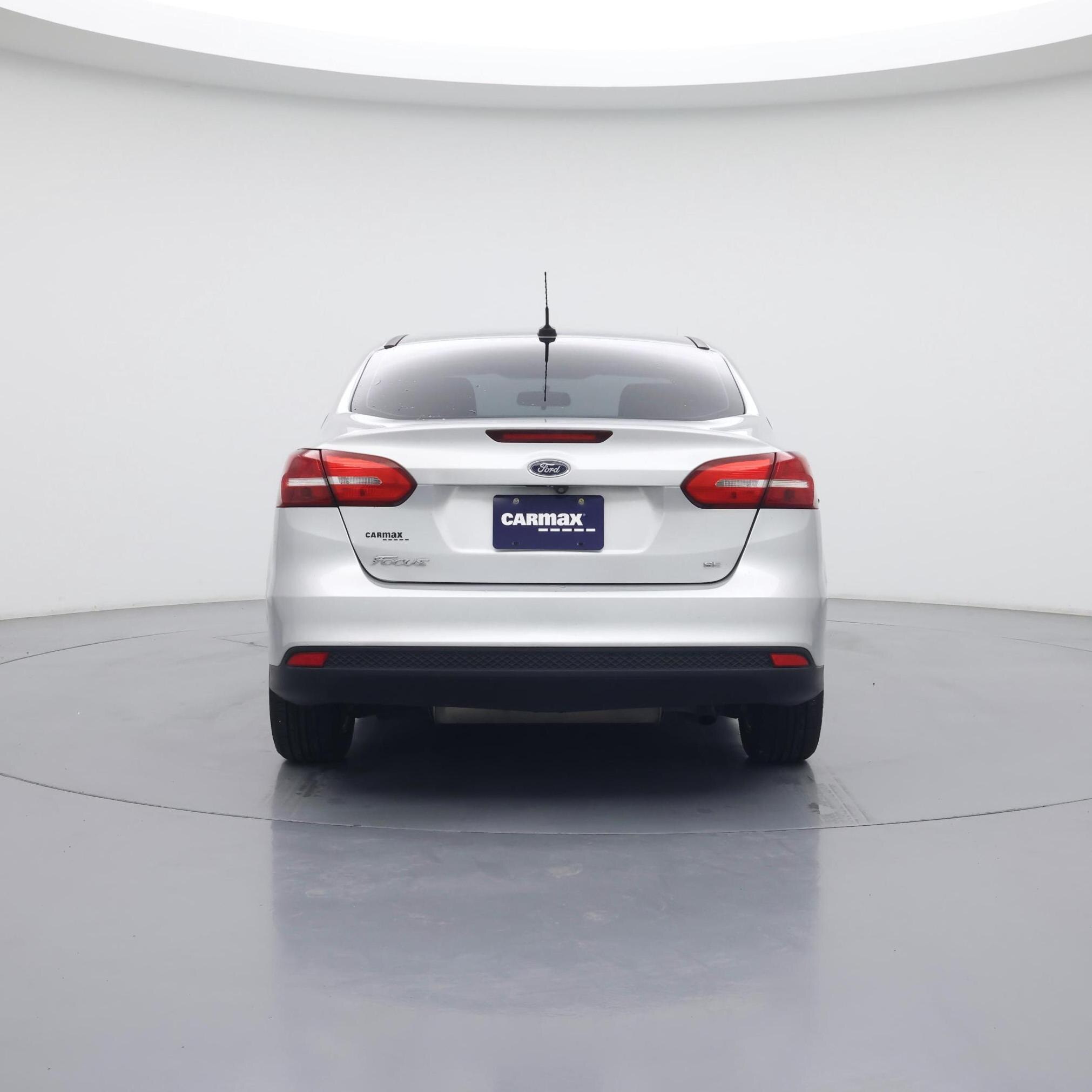 Thumbnail: 2018 Ford Focus - 6