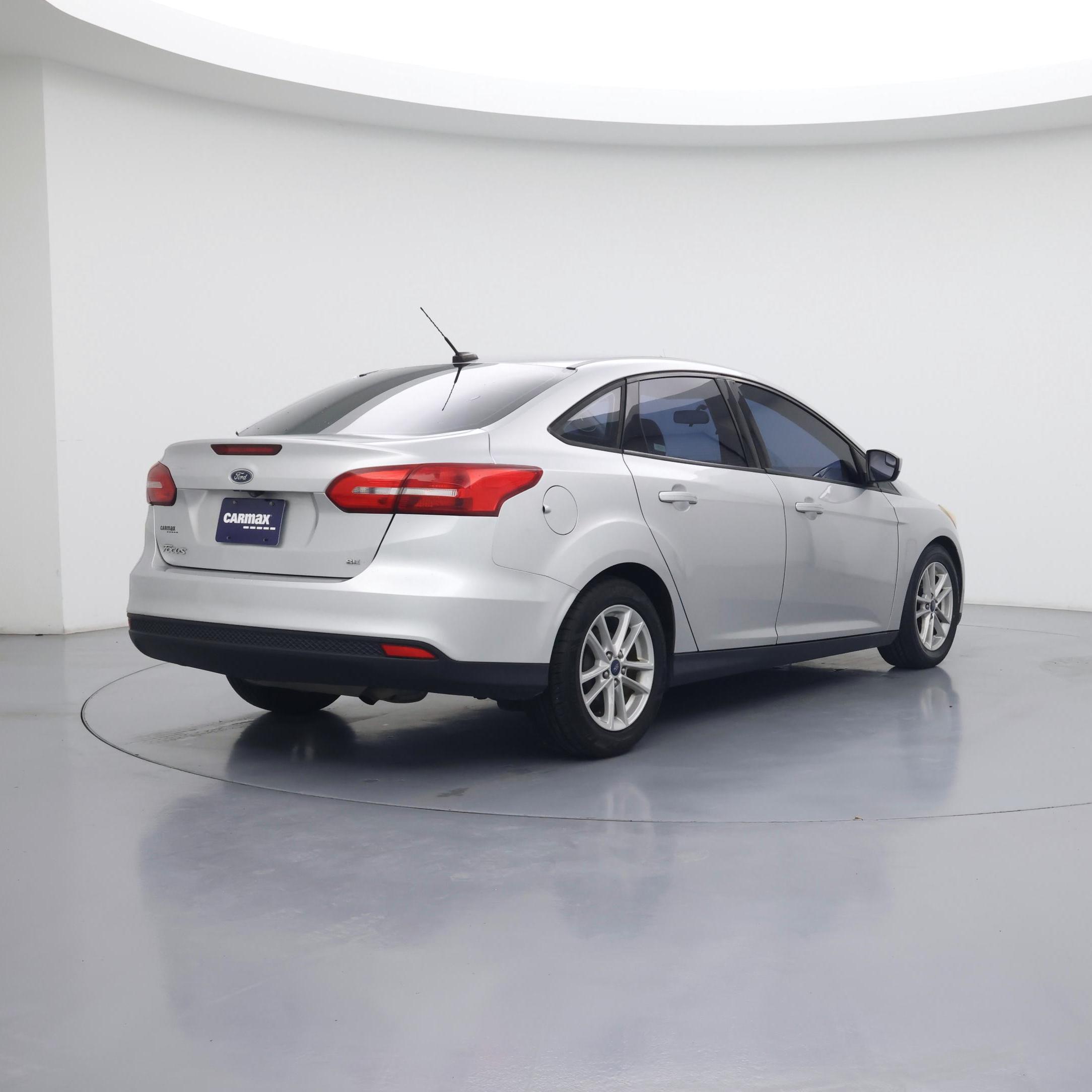 Thumbnail: 2018 Ford Focus - 8