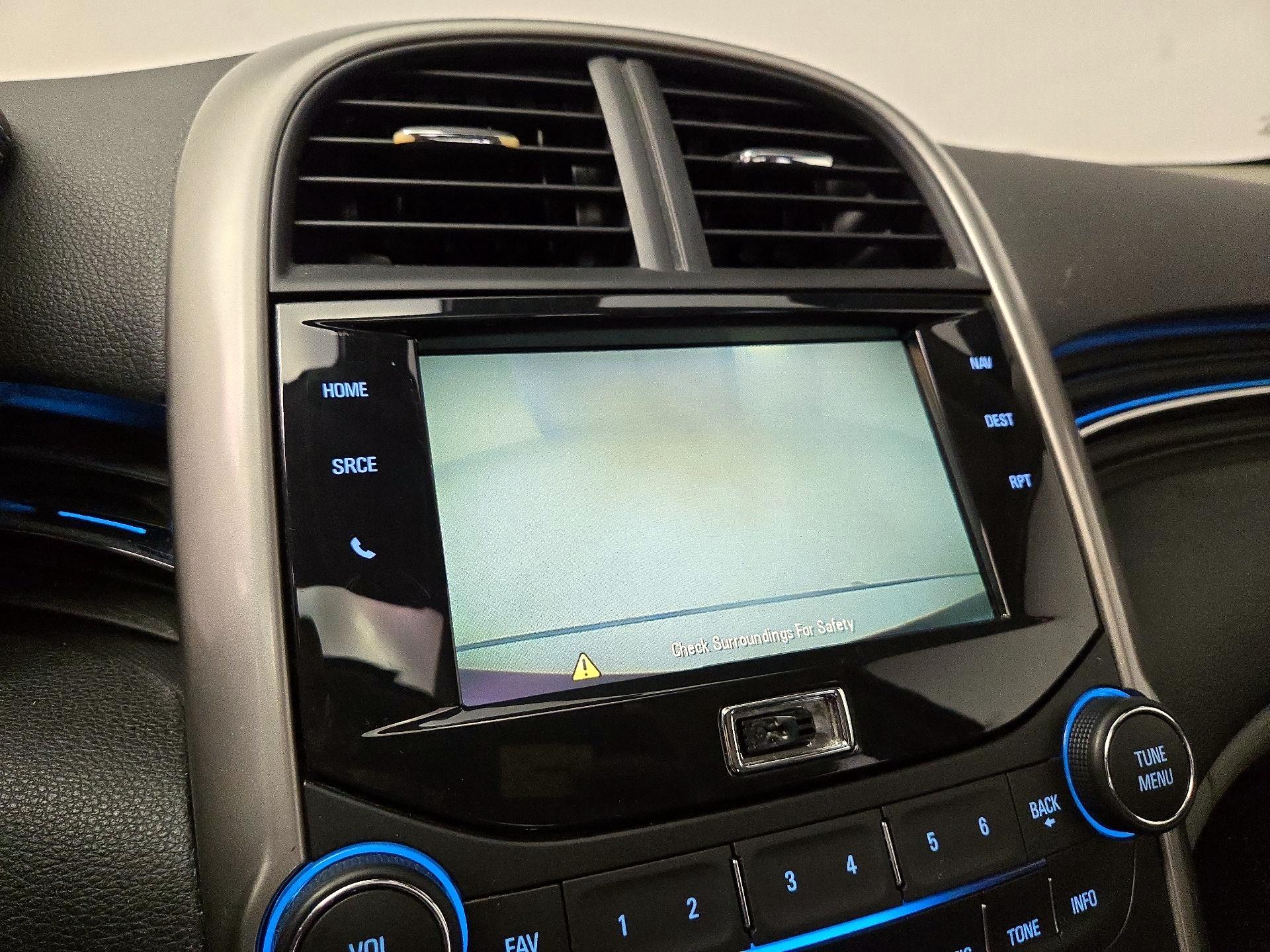 Thumbnail: 2014 Chevrolet Malibu - 15