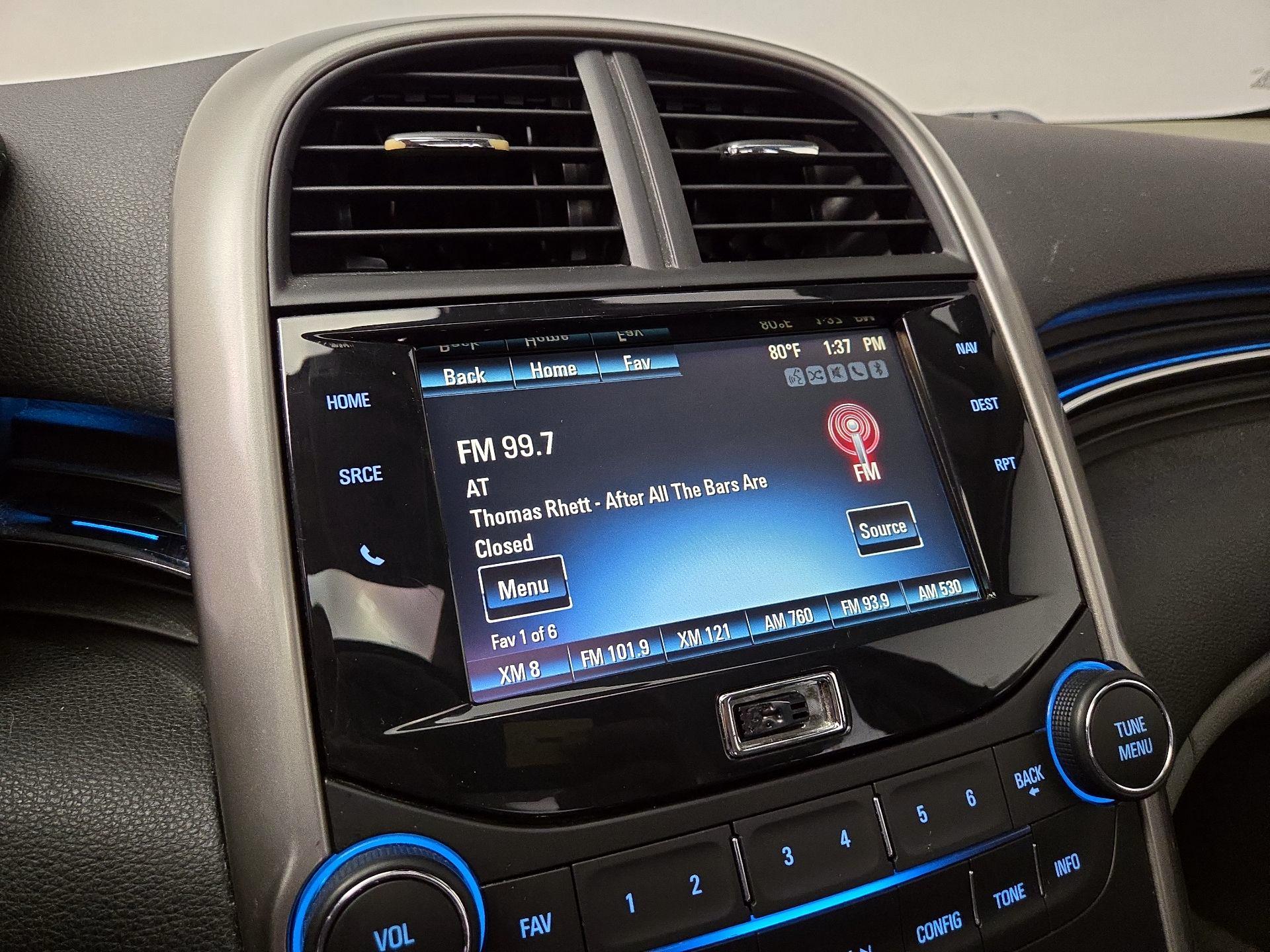 Thumbnail: 2014 Chevrolet Malibu - 16