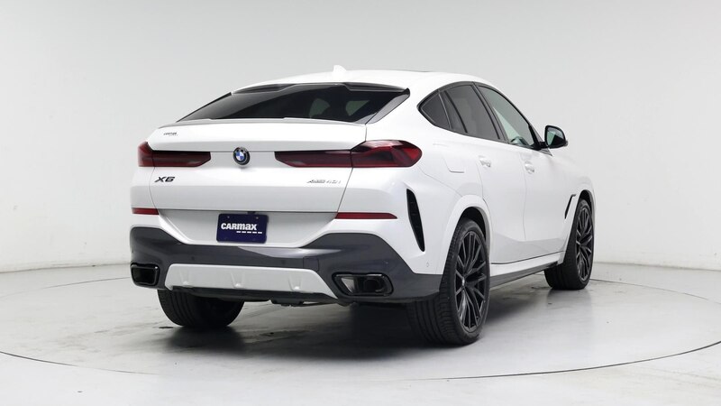 2023 BMW X6 xDrive40i 8