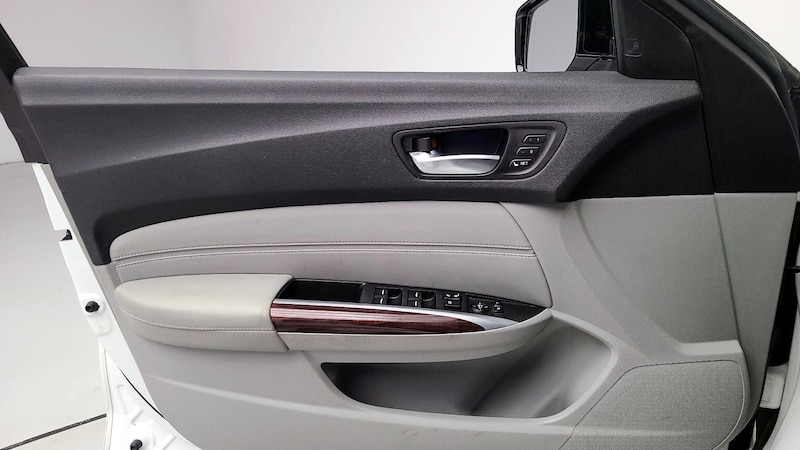 2015 Acura TLX  12