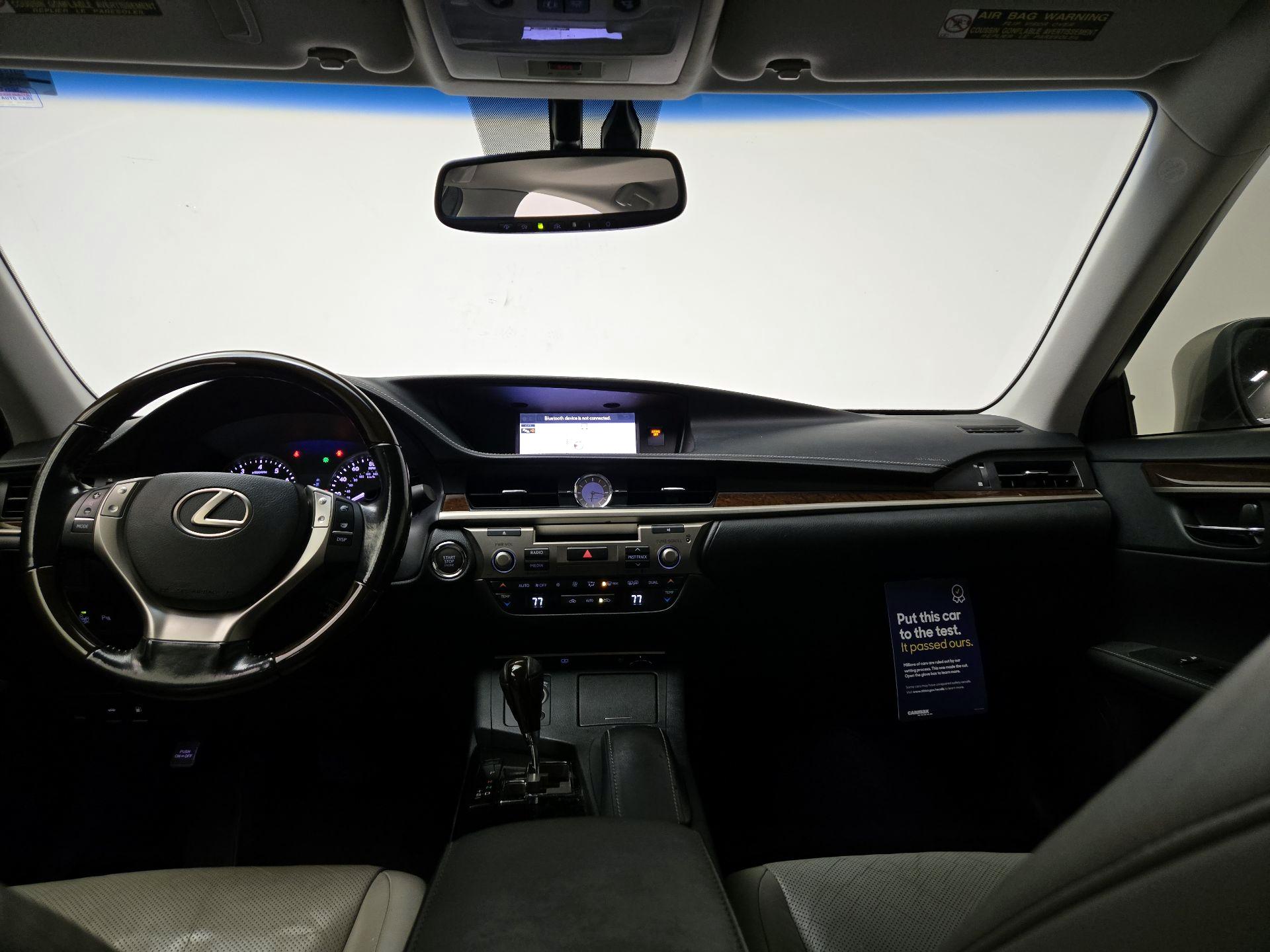 Thumbnail: 2015 Lexus ES - 9