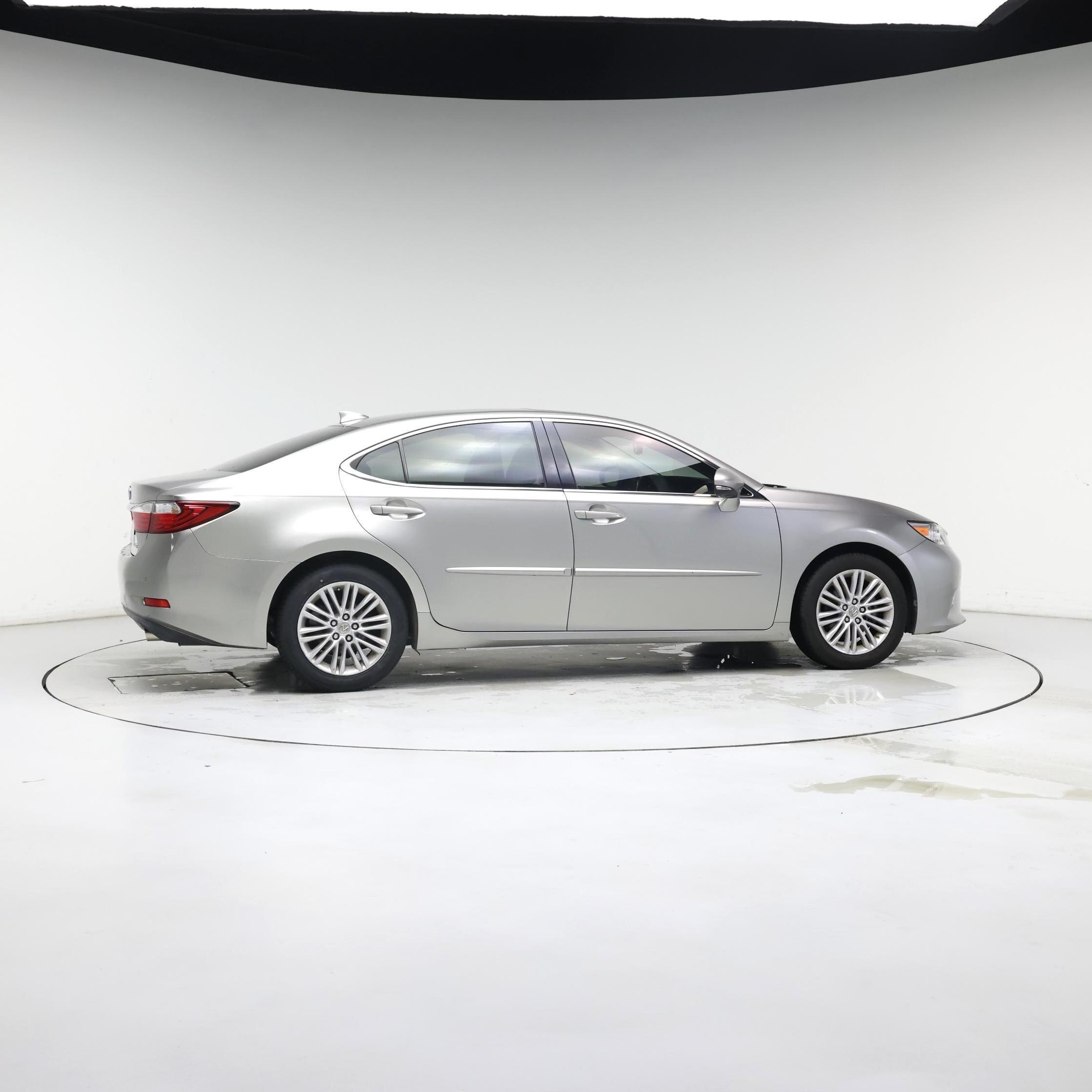 Thumbnail: 2015 Lexus ES - 7