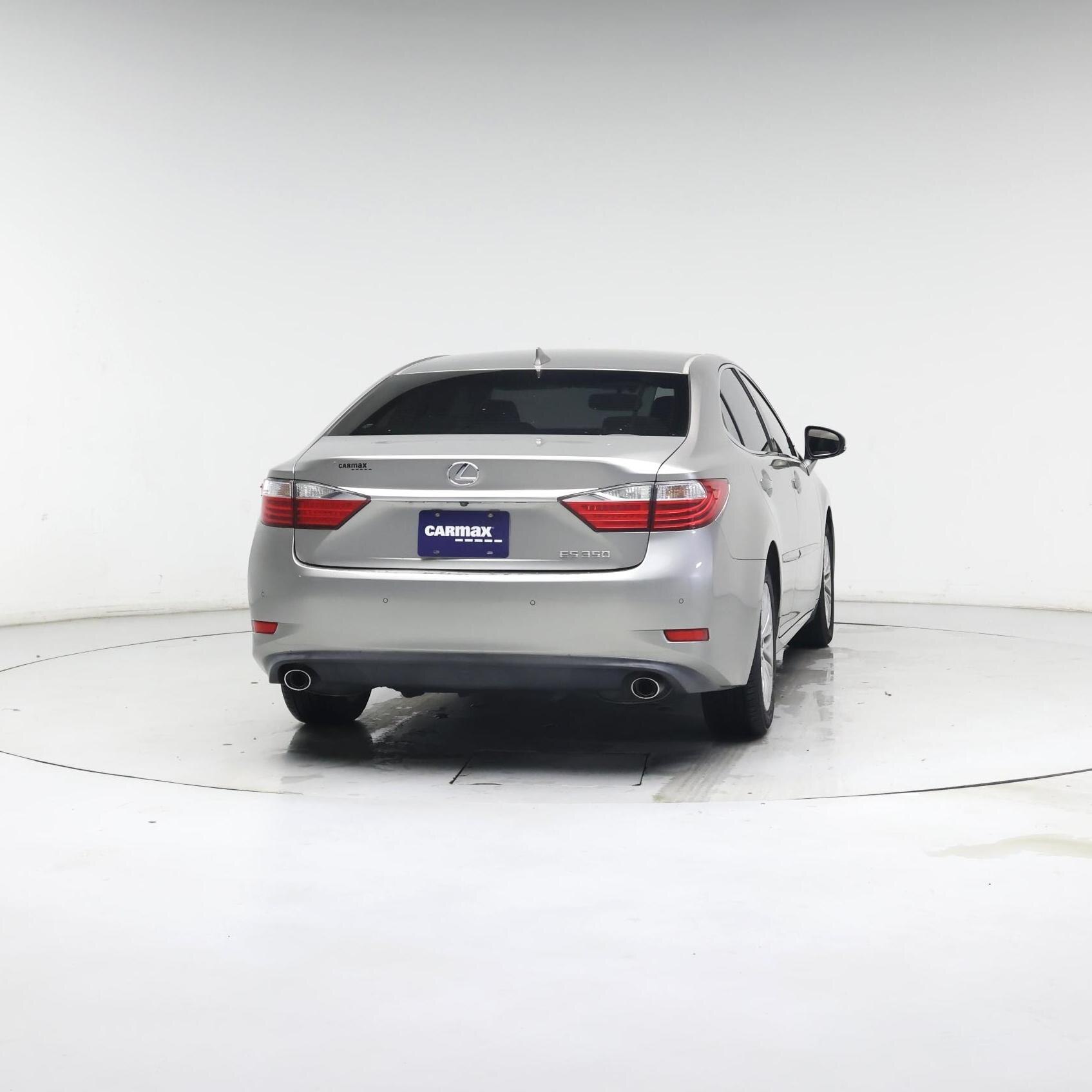 Thumbnail: 2015 Lexus ES - 8
