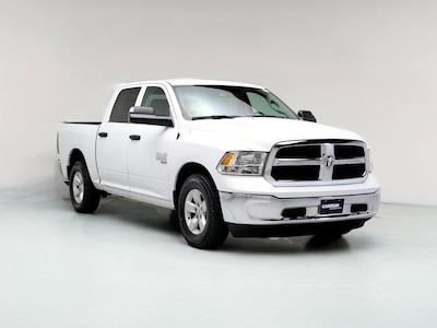 2022 RAM 1500 Classic SLT -
                Memphis, TN