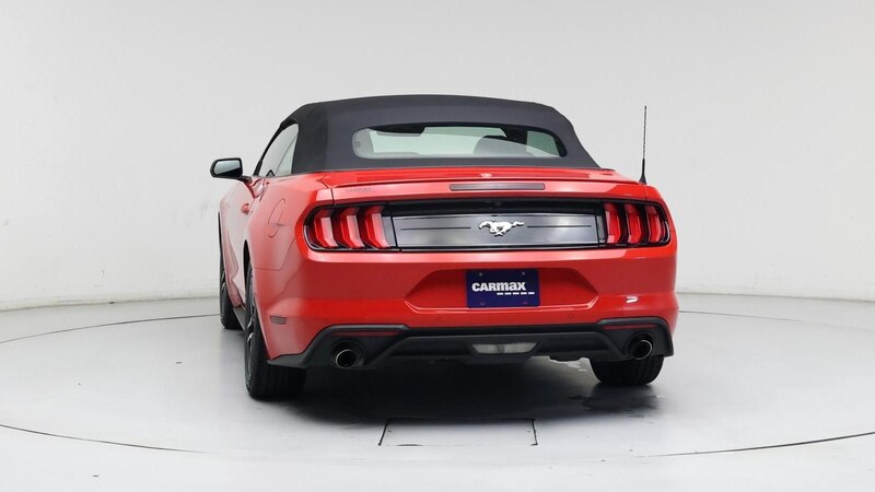 2022 Ford Mustang  6