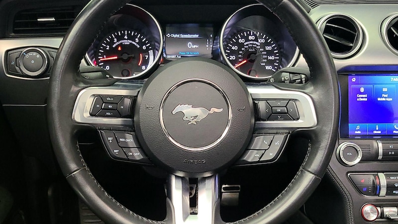 2022 Ford Mustang  10