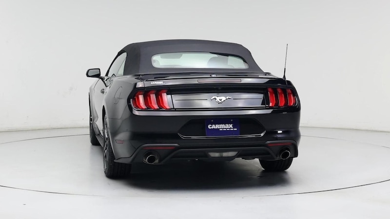 2022 Ford Mustang  6