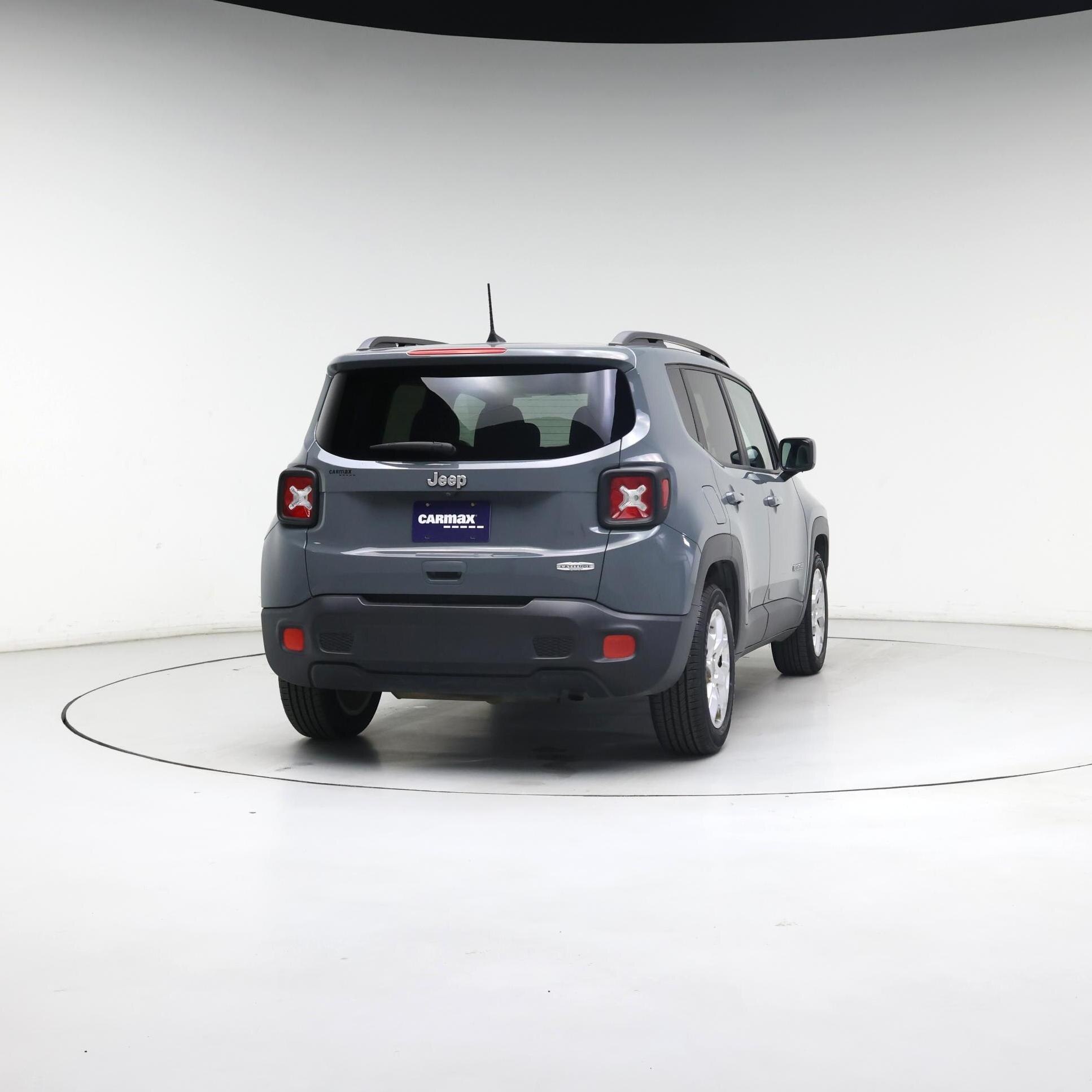 Thumbnail: 2018 Jeep Renegade - 8