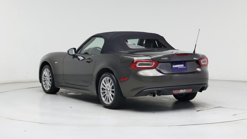 2017 Fiat 124 Spider Classica 2