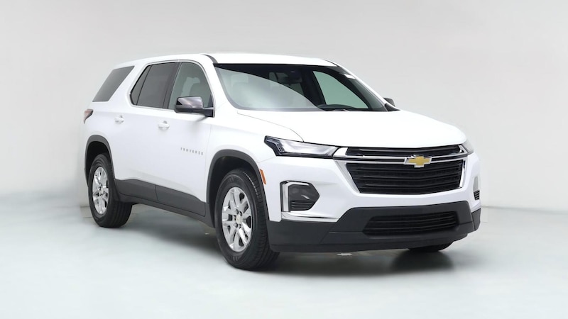 2022 Chevrolet Traverse LS Hero Image