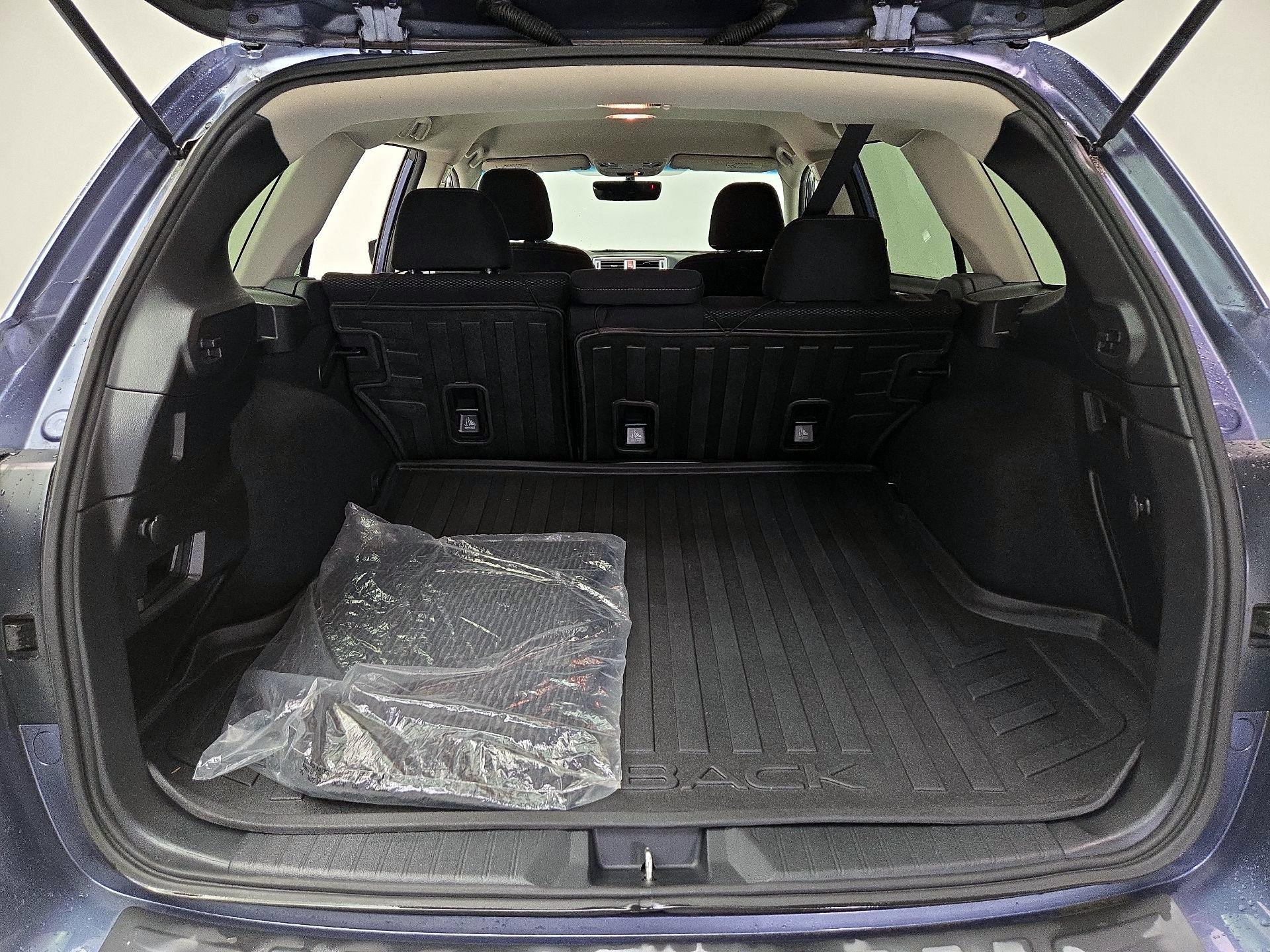 Thumbnail: 2017 Subaru Outback - 20