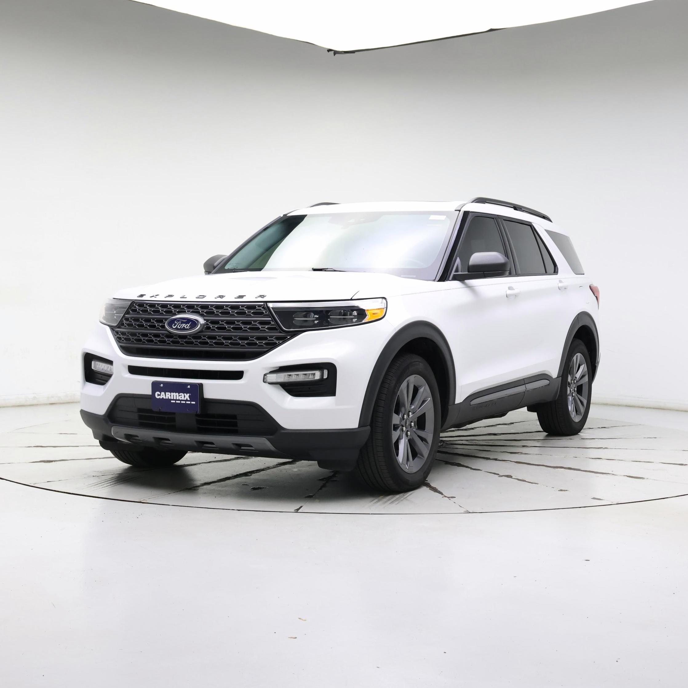 Thumbnail: 2021 Ford Explorer - 4