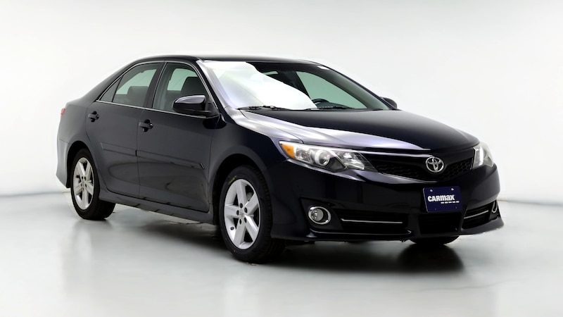 2014 Toyota Camry SE Hero Image