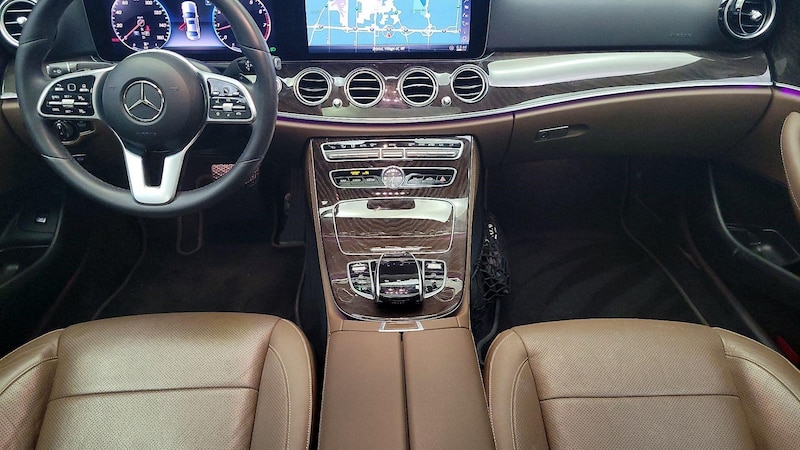 2019 Mercedes-Benz E-Class E 300 9