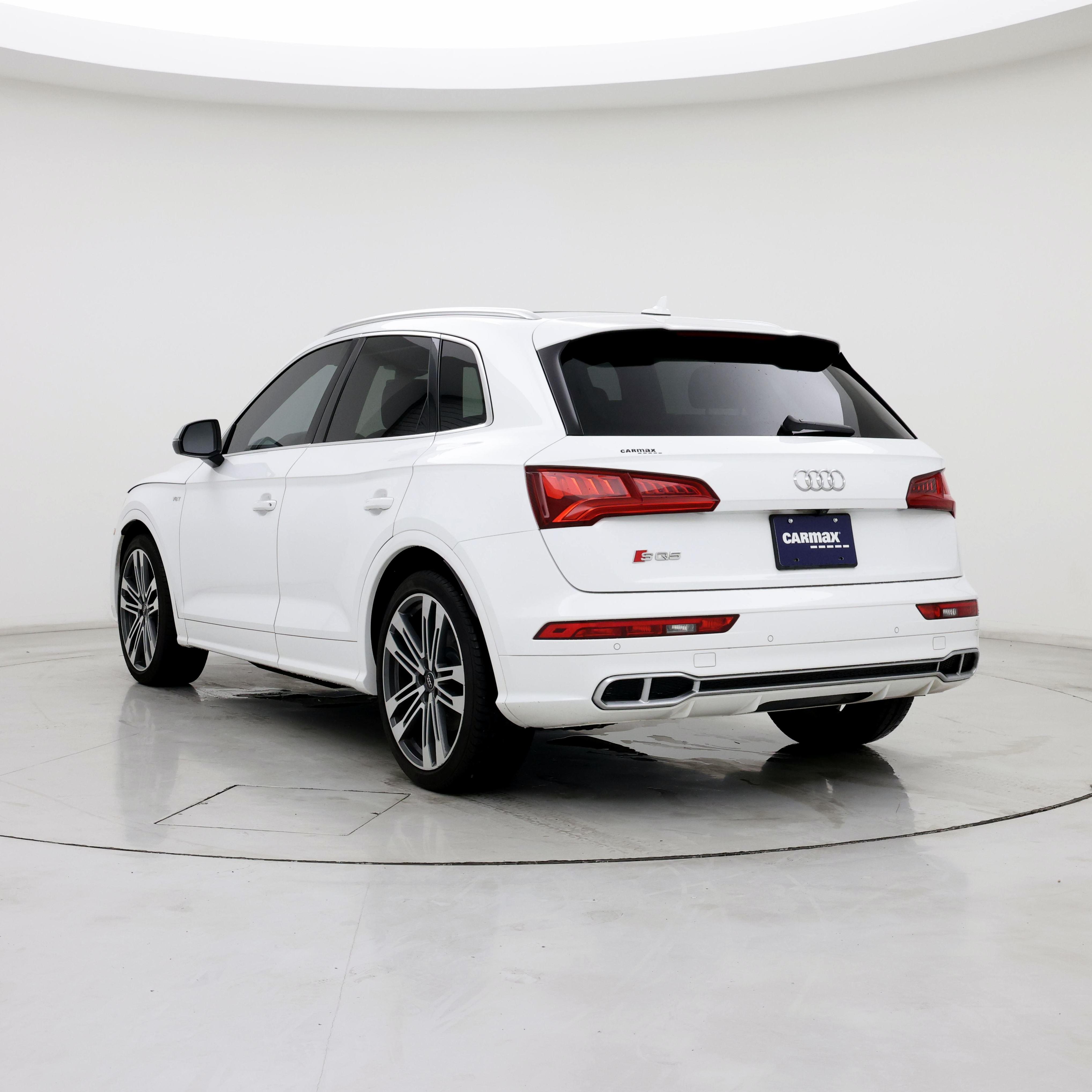 Thumbnail: 2018 Audi SQ5 - 2